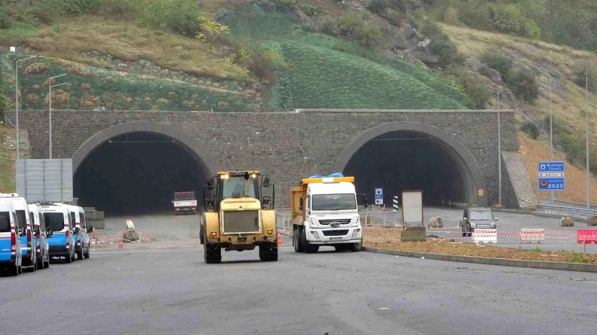 Trabzon\'da Kanuni Bulvarı\'nın tamamlanan bölümleri trafiğe açılıyor