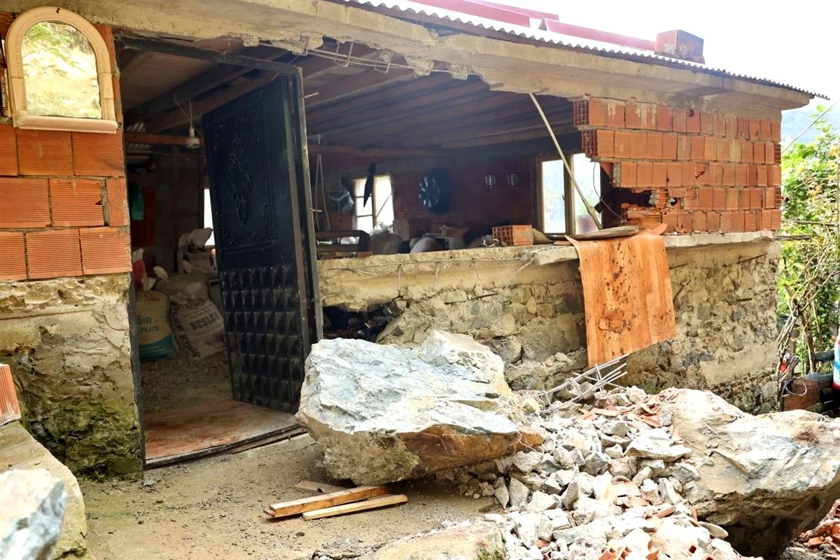 Giresun Valisi Dereli ilçesini ziyaret etti