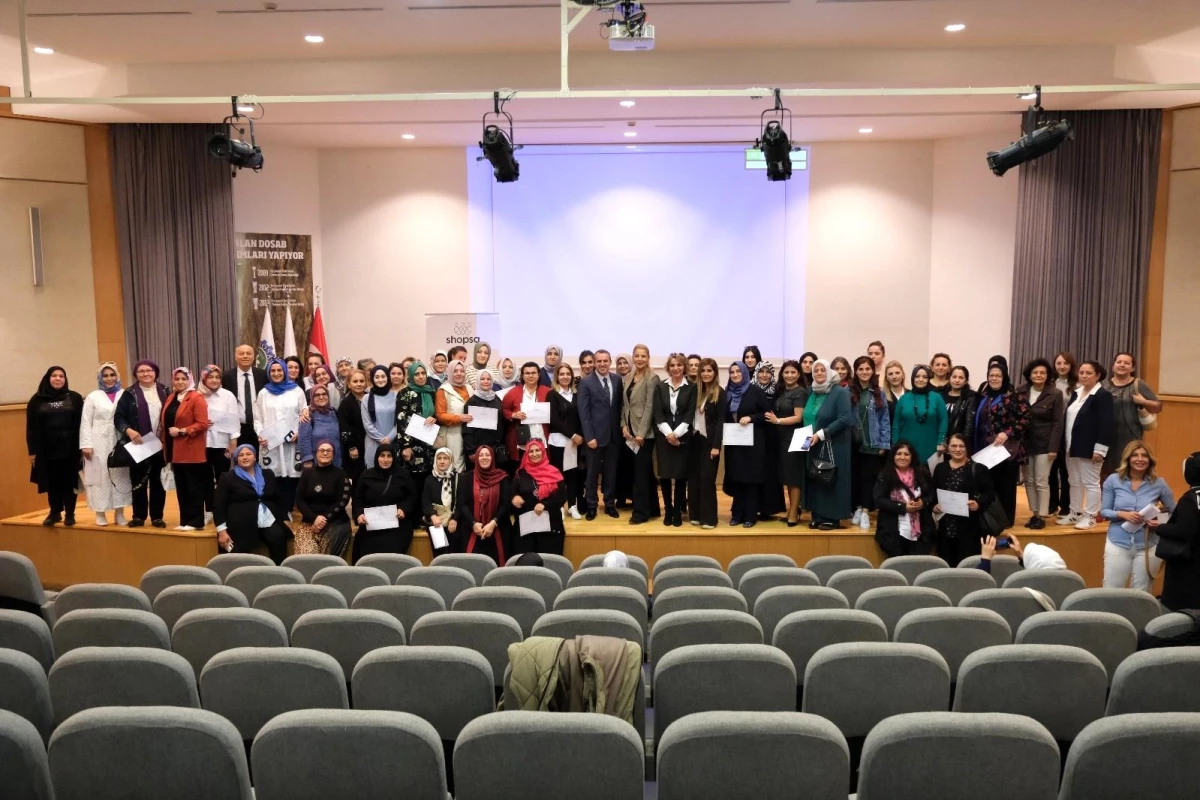 DOSABSİAD, Bursa\'da 200 Kadına E-Ticaret Eğitimi Verdi