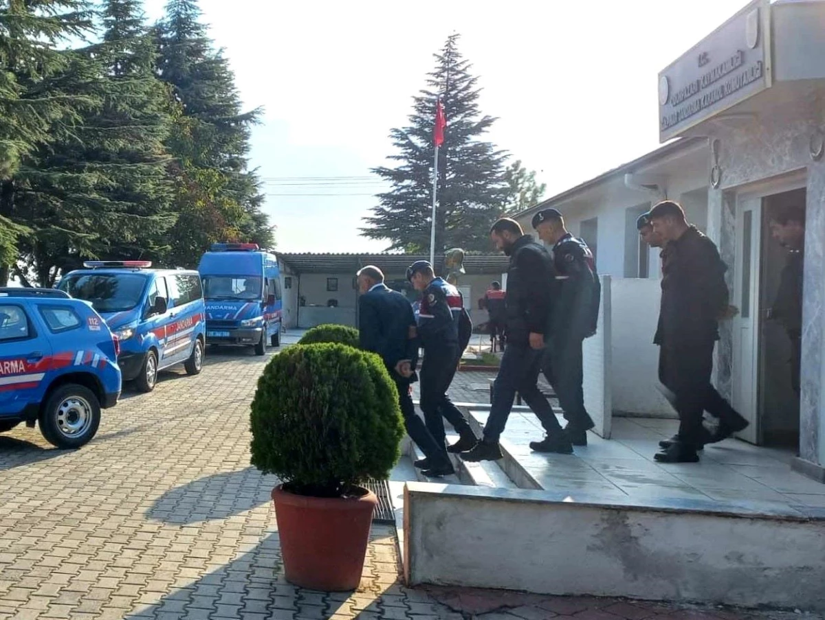 Eskişehir\'de düğünde terör örgütü propagandası yapan 23 kişi gözaltına alındı