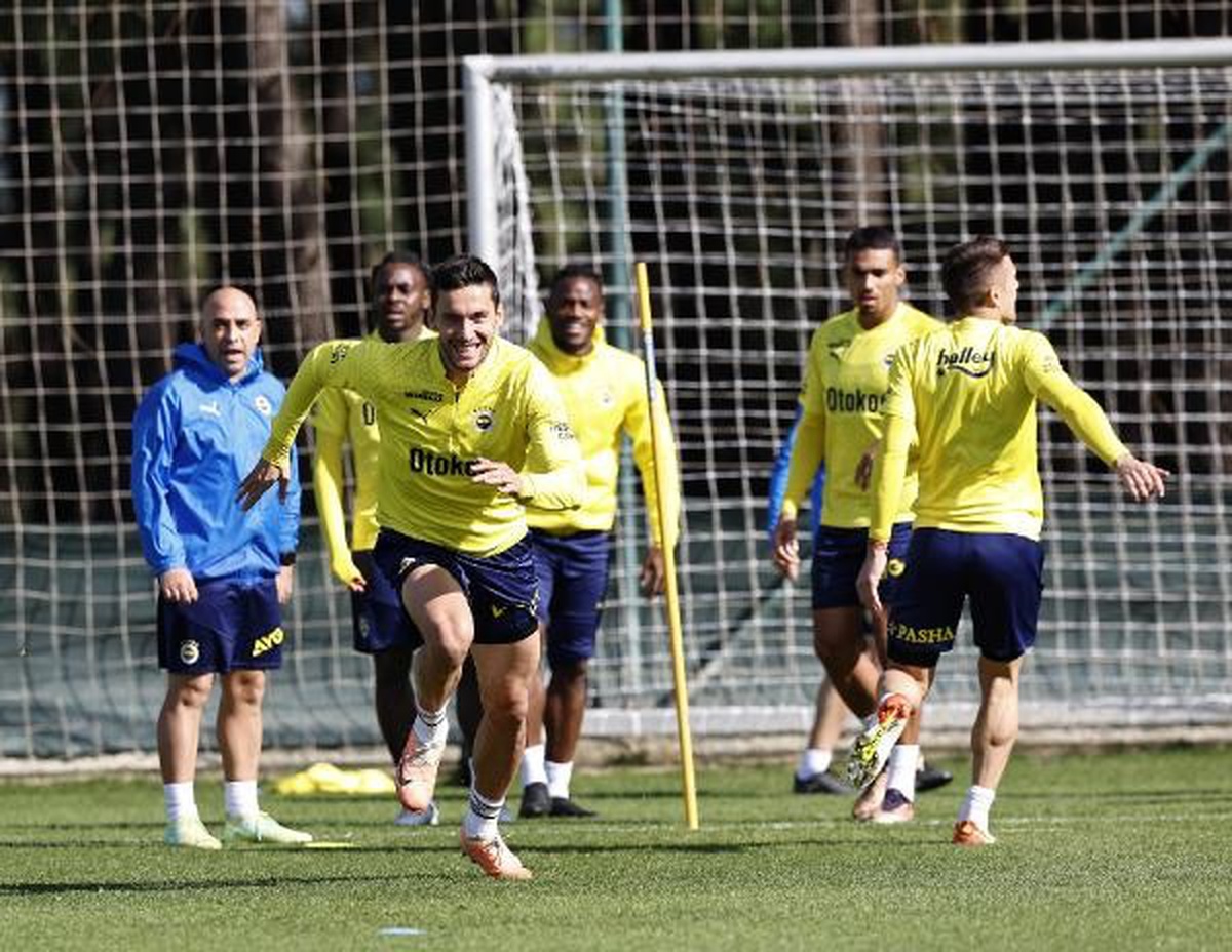 Fenerbahçe, Hatayspor maçı için hazırlıklarını sürdürdü