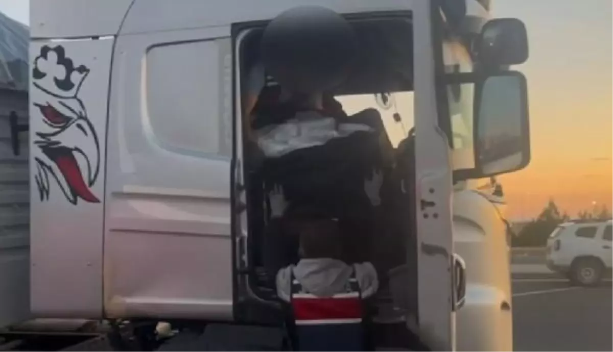 Gaziantep'te 121 Kilo Skunk Ele Geçirildi, Şoför Tutuklandı