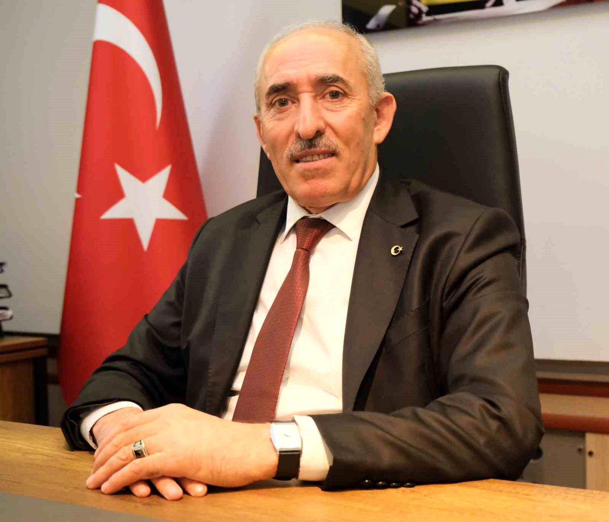 KESOB Başkanı Şeyhi Odakır, \'Her Ev Bir Okul\' Projesine Destek Veriyor