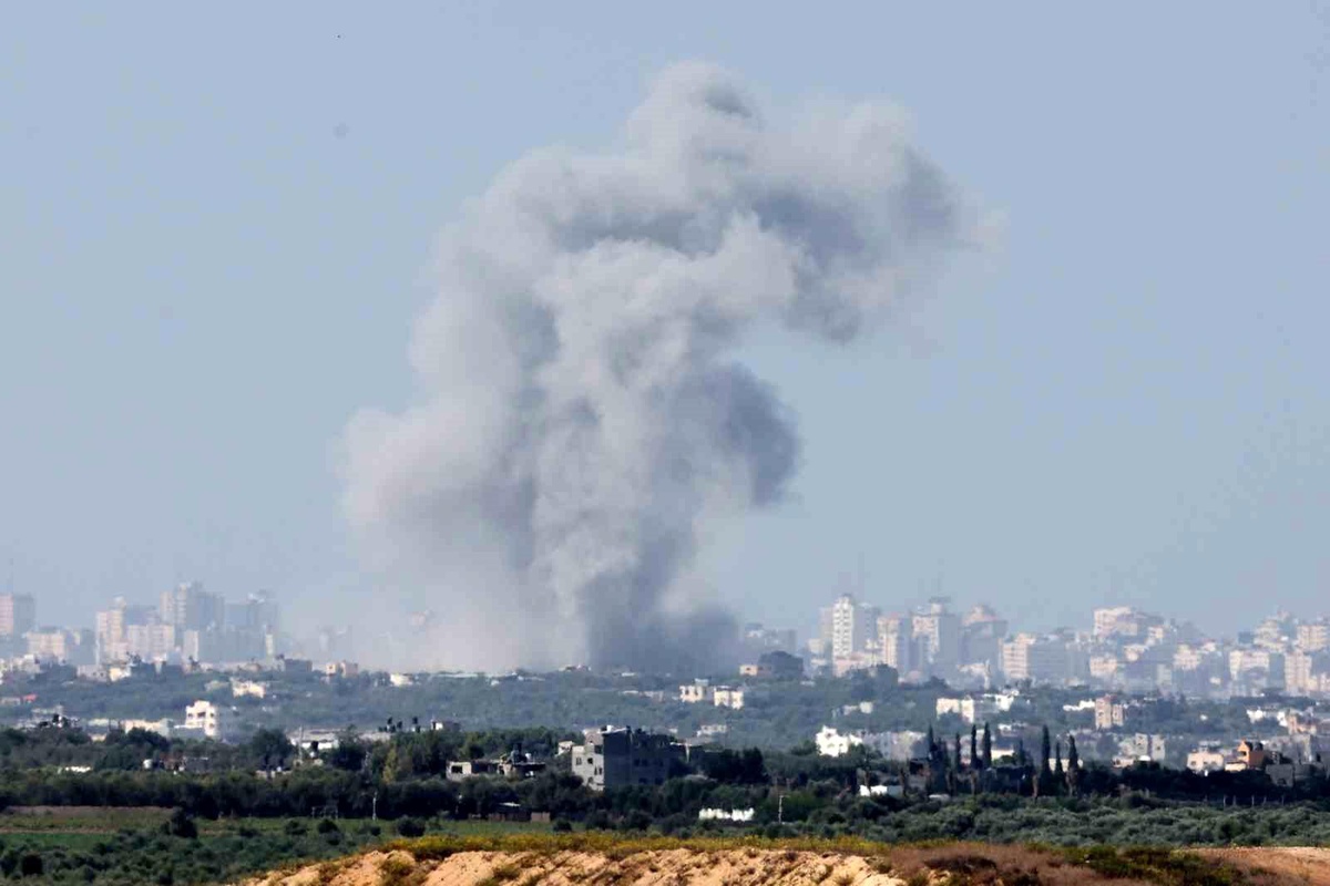 İsrail, Gazze\'de Hamas\'a ait 100\'den fazla hedefi vurdu