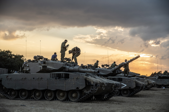İsrail Savunma Bakanı Gallant'tan abluka altındaki Gazze'ye '3 aşamalı hamle' planı