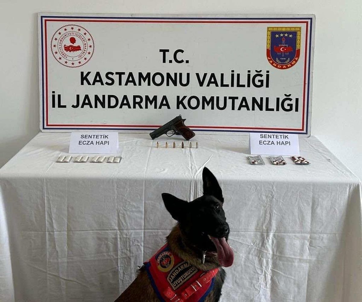 Tosya\'da Uyuşturucu Operasyonu: 3 Şahıs Gözaltına Alındı