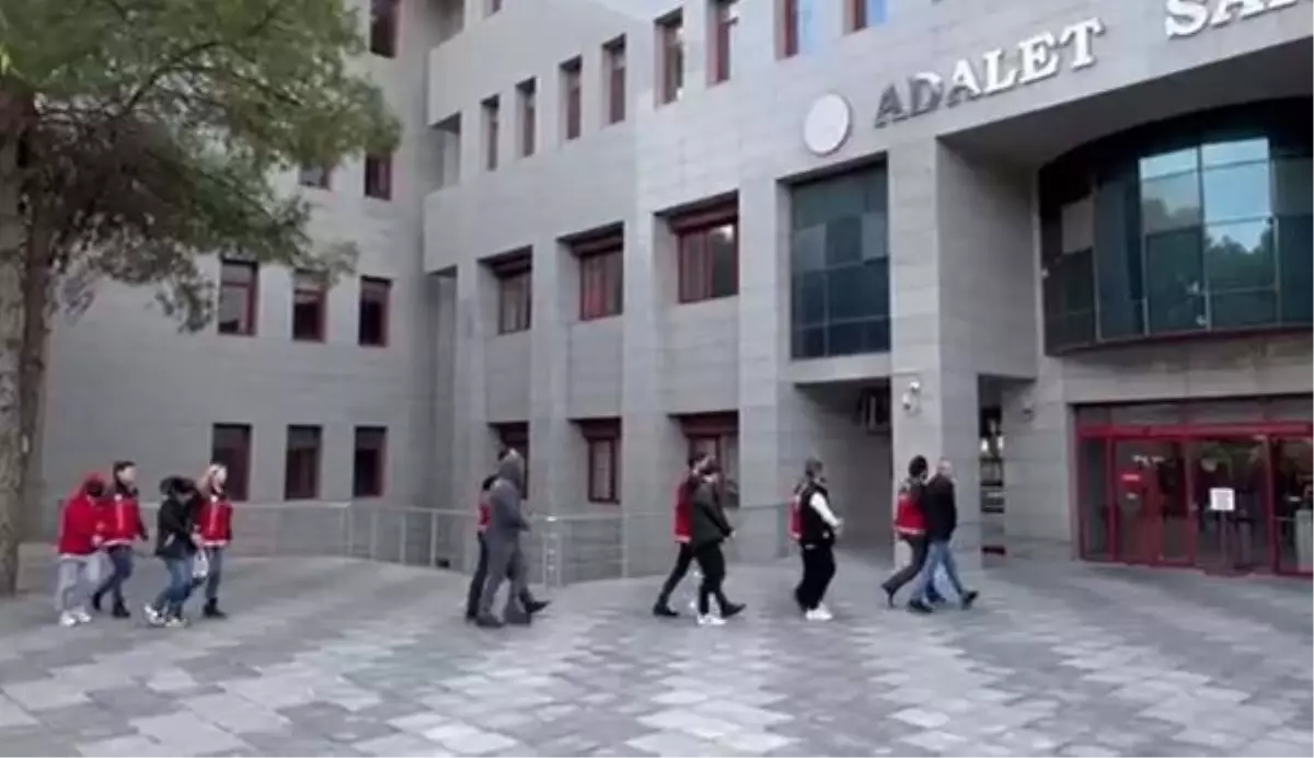 Balıkesir'de 12 Milyon TL Dolandırıcılık Operasyonu