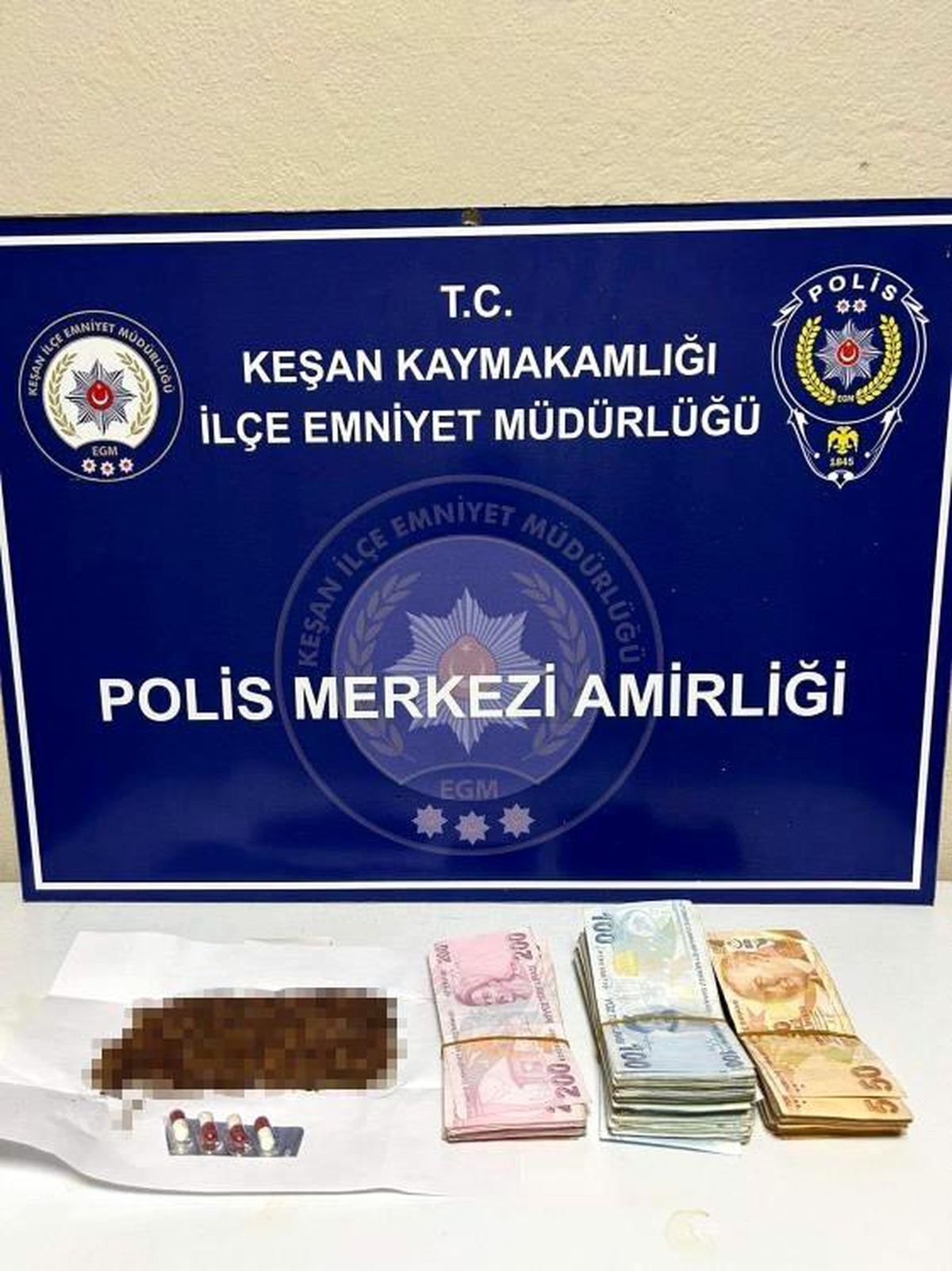 Keşan\'da Uyuşturucu Operasyonu: 24.82 Gram Uyuşturucu Ele Geçirildi