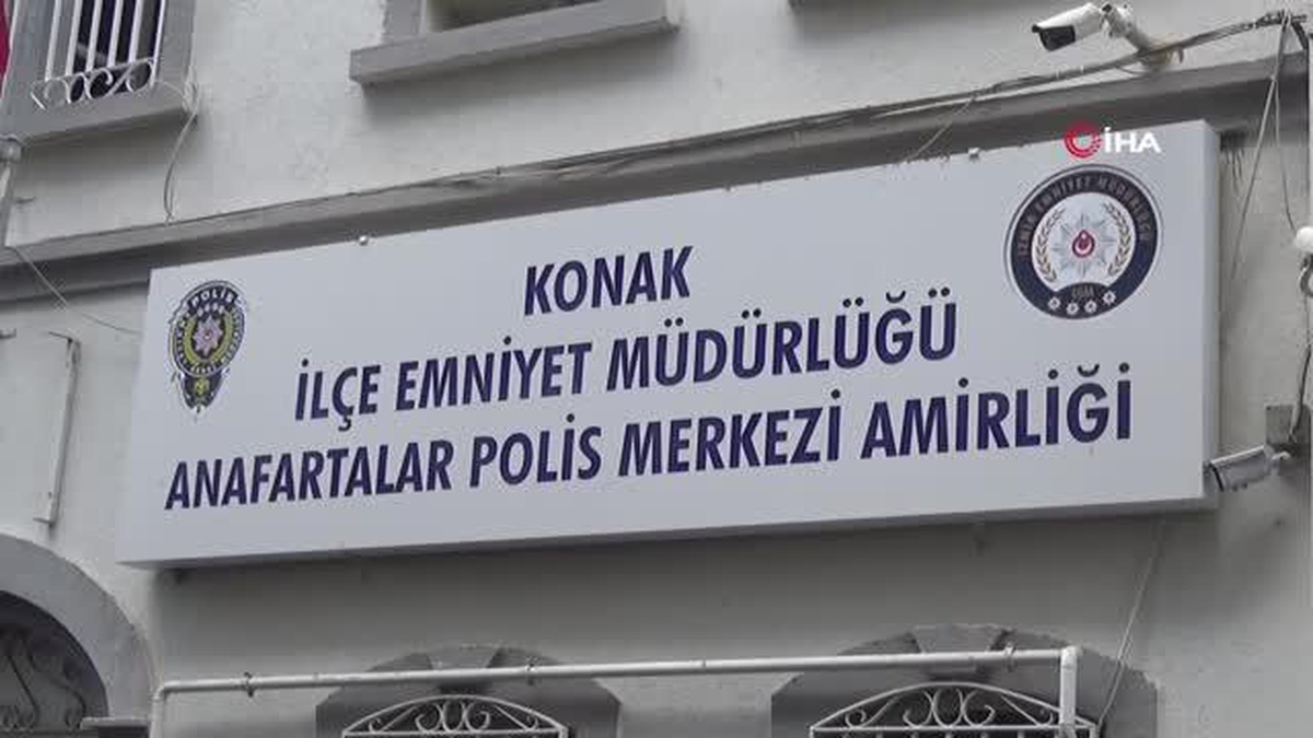 Kur\'an-ı Kerim yakanlardan biri kazada öldü, diğeri 10 ay hapis aldı