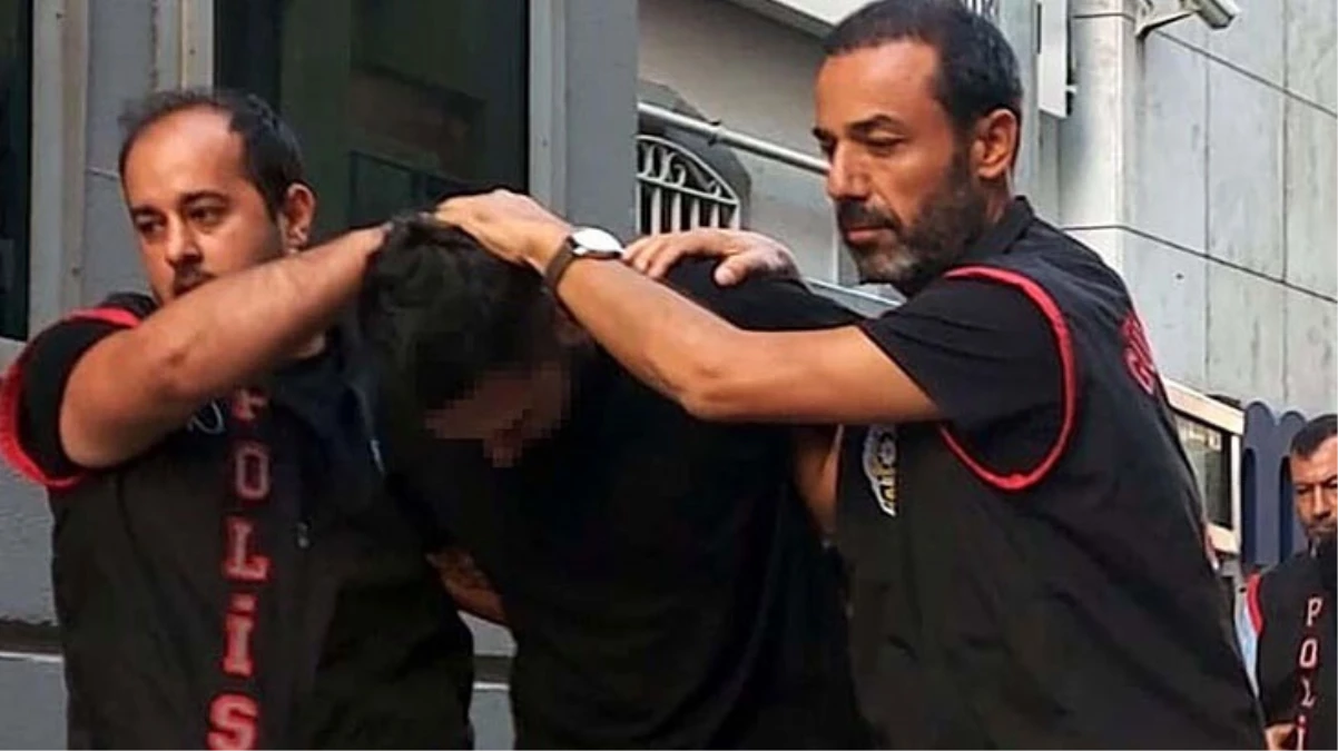 Kuran-ı Kerim\'i yırtıp ateşe veren arkadaşını kayda alan şahsa 10 ay hapis cezası