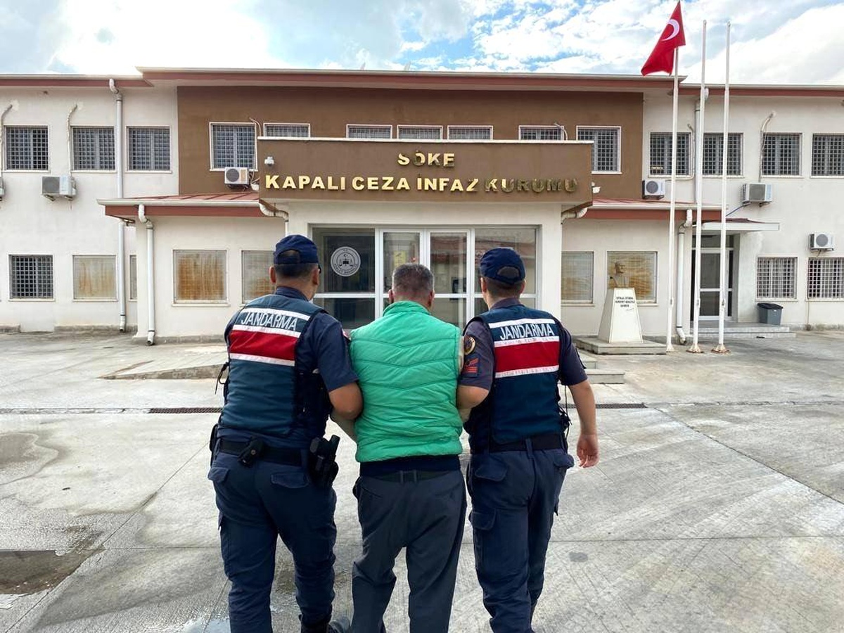 Aydın\'da 28 Yıl Hapis Cezası ile Aranan Dolandırıcı Yakalandı