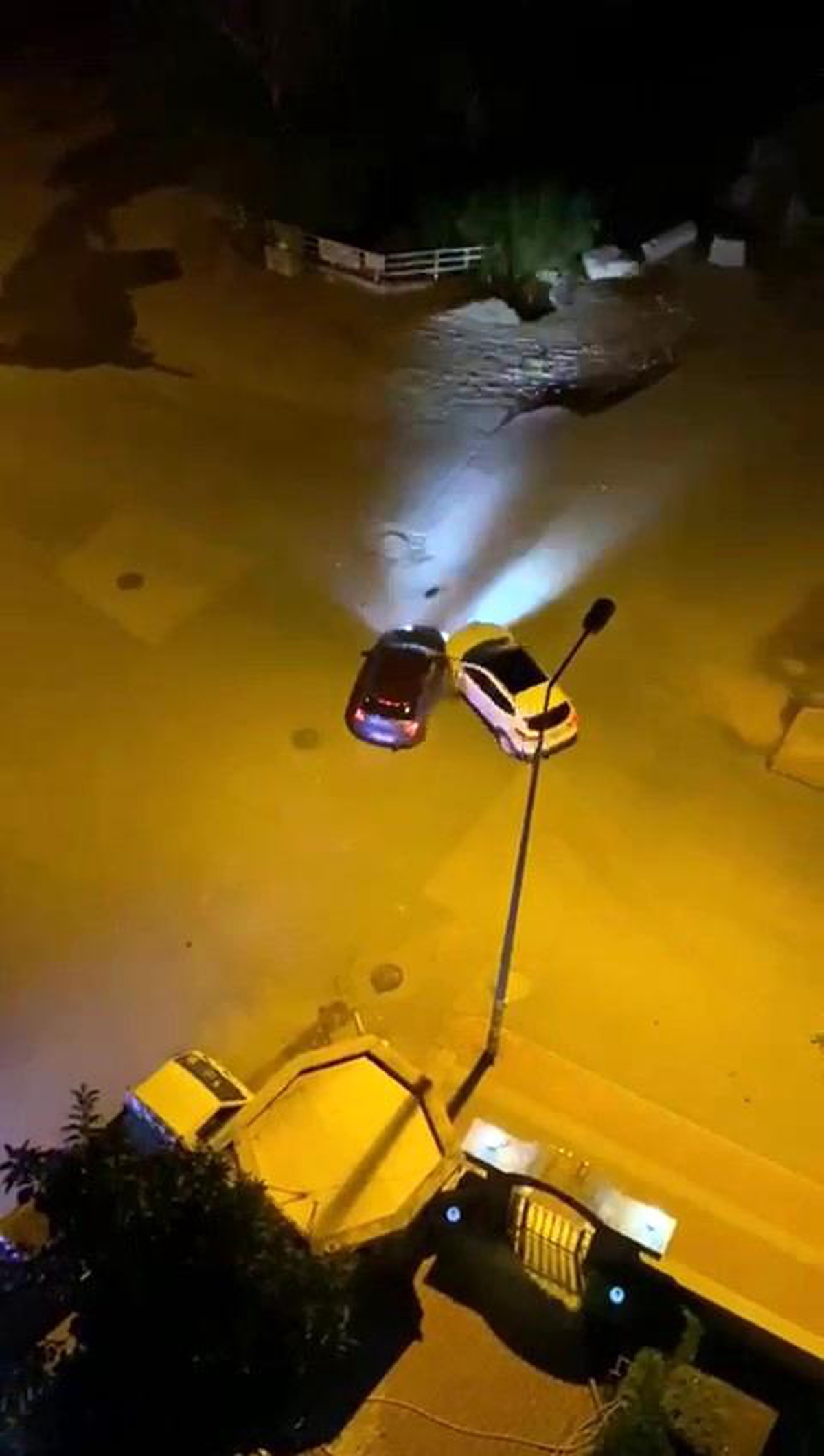 Antalya\'da Polis Kovalamacası: Kaçan Otomobil Kazaya Neden Oldu