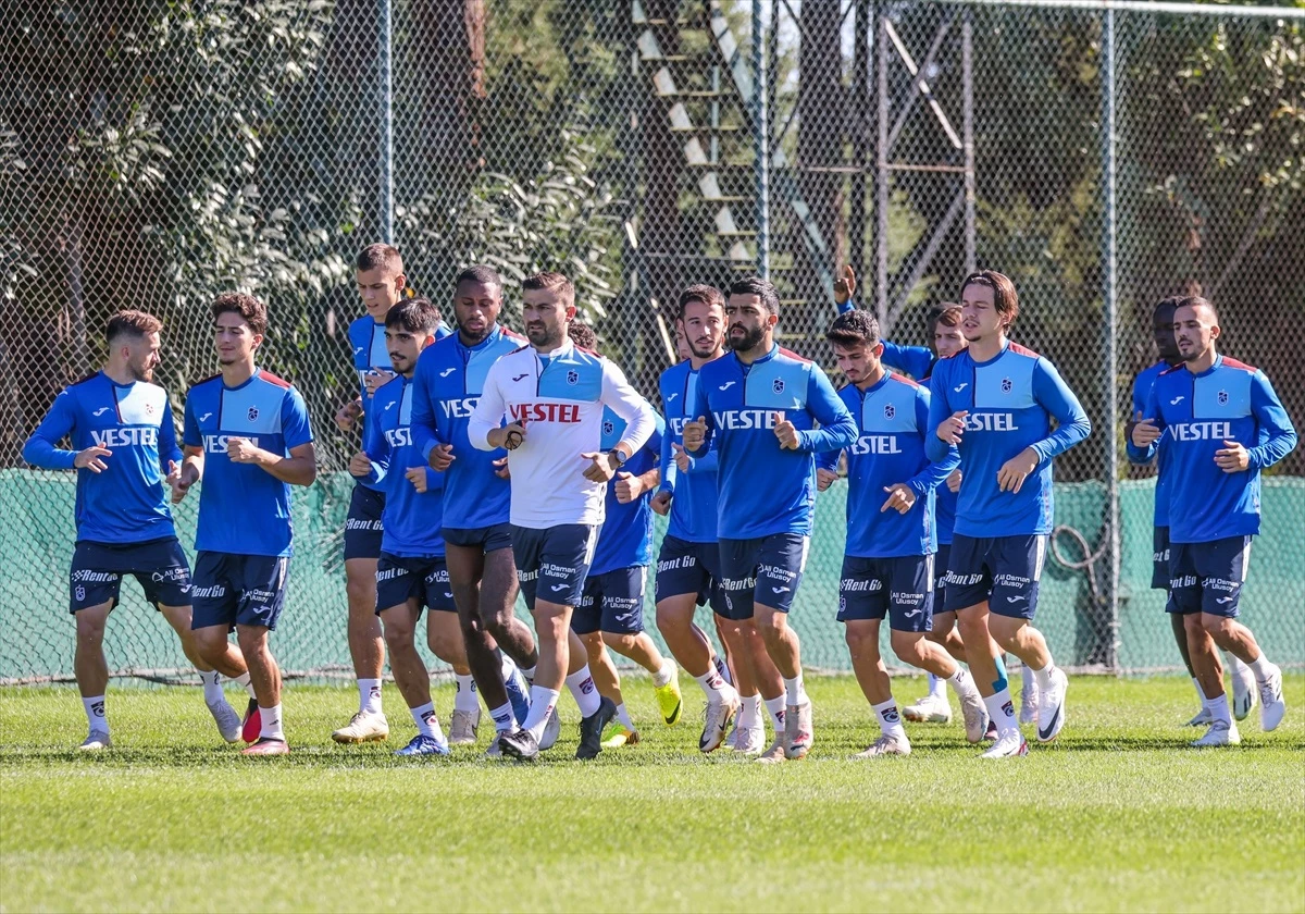 Trabzonspor, Corendon Alanyaspor maçı için hazırlıklarını sürdürüyor