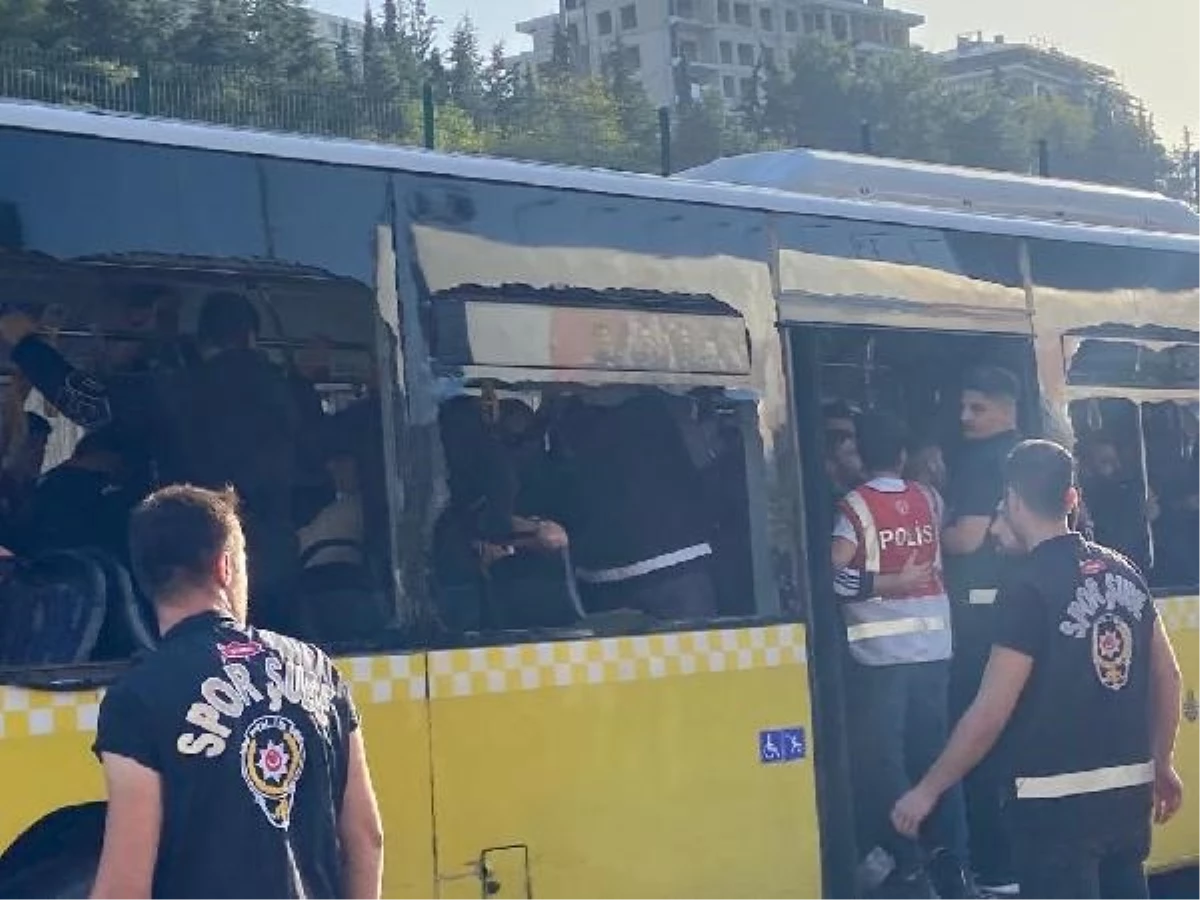 Beşiktaşlı Taraftarlar Galatasaray Derbisi İçin Harekete Geçti