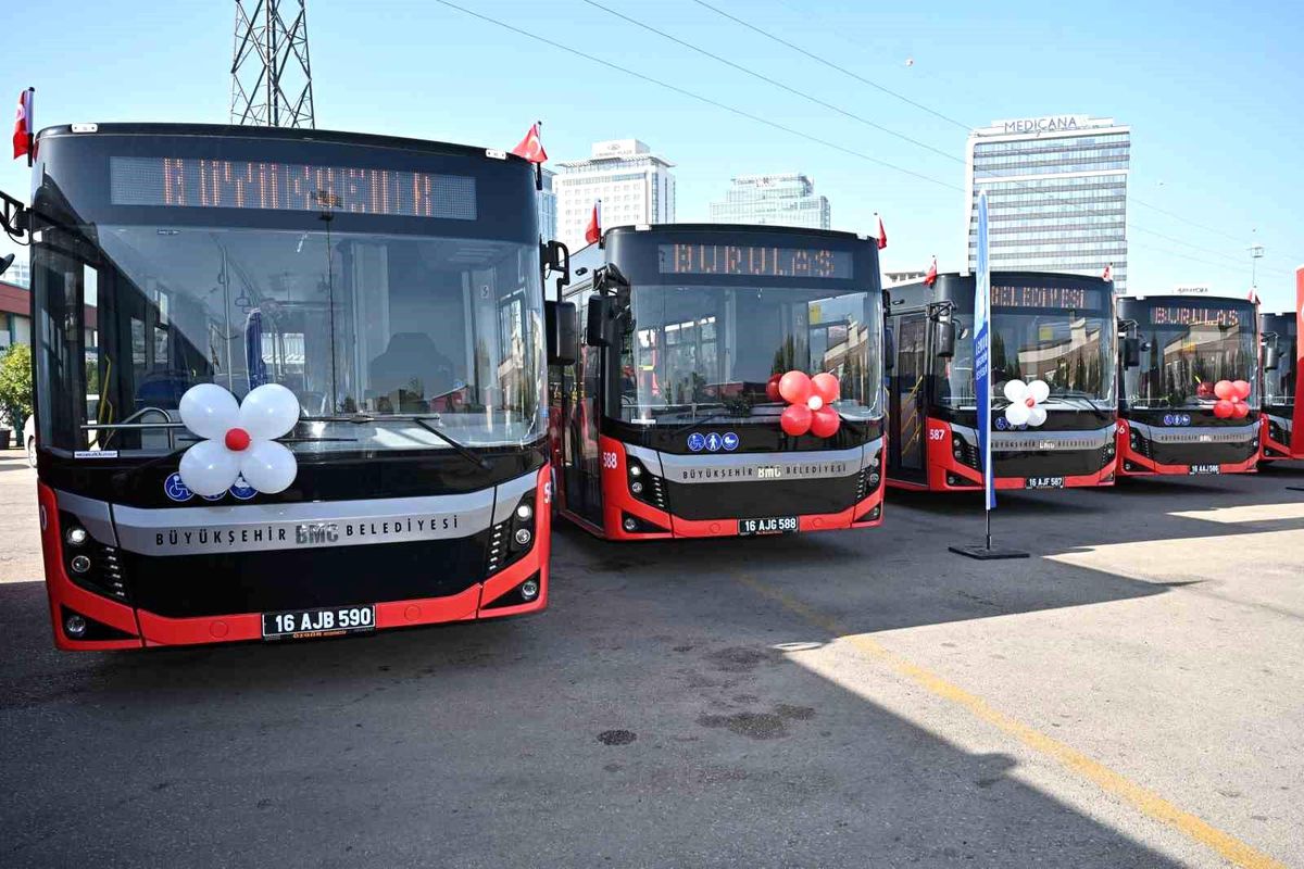 Bursa\'da ulaşım filosu gençleşerek büyüyor