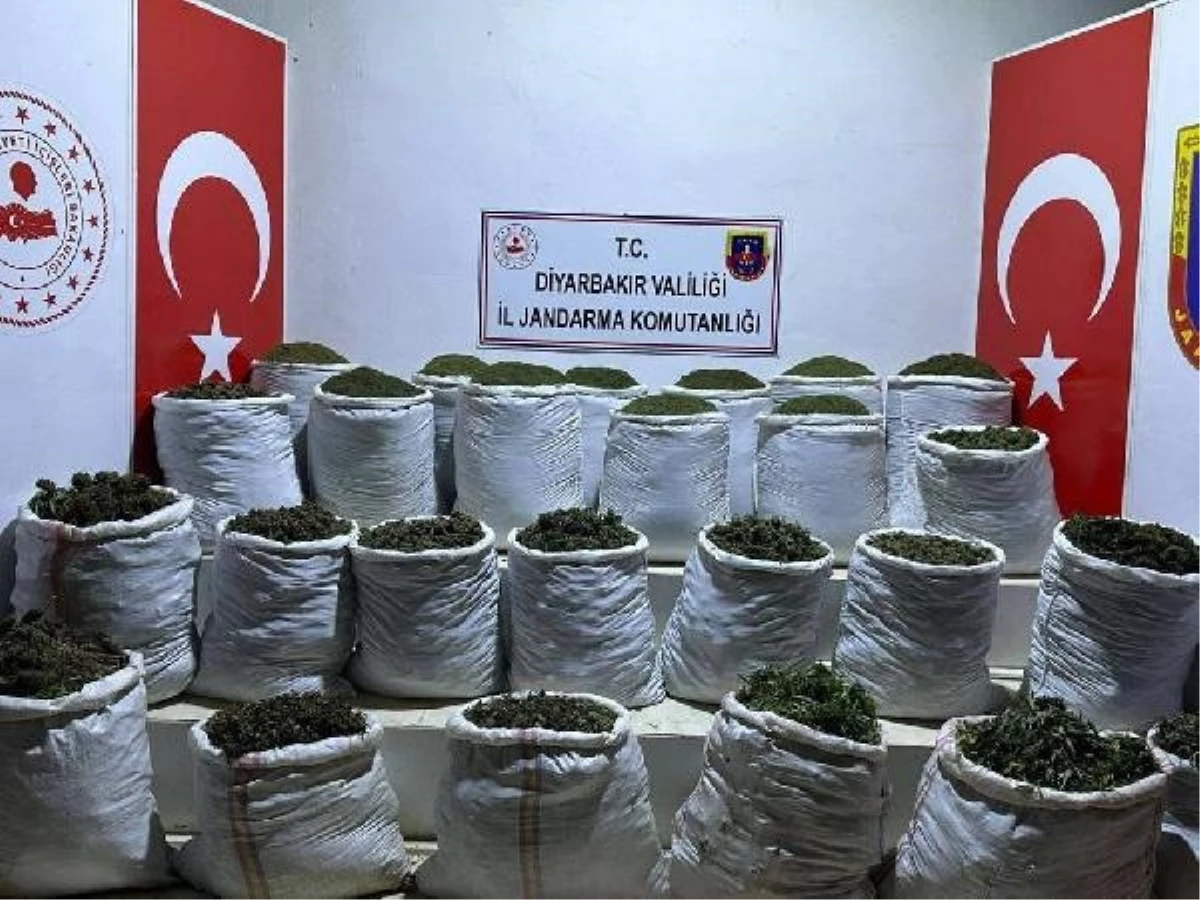 Diyarbakır\'da büyük uyuşturucu operasyonu: 783 kilo esrar ele geçirildi