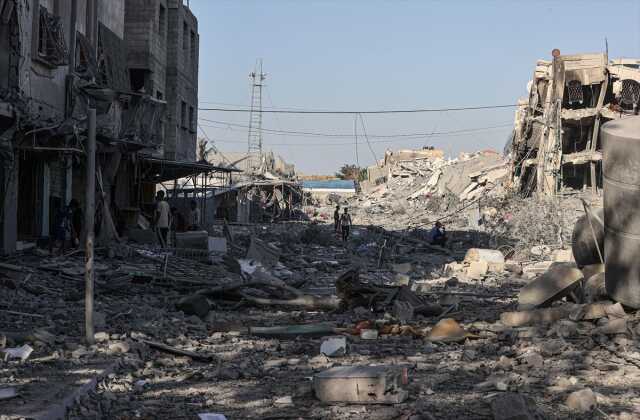 İsrail'in Gazze'ye düzenlediği saldırılarda binlerce bina yıkıldı İsrail'in Gazze'ye düzenlediği saldırılarda binlerce bina yıkıldı