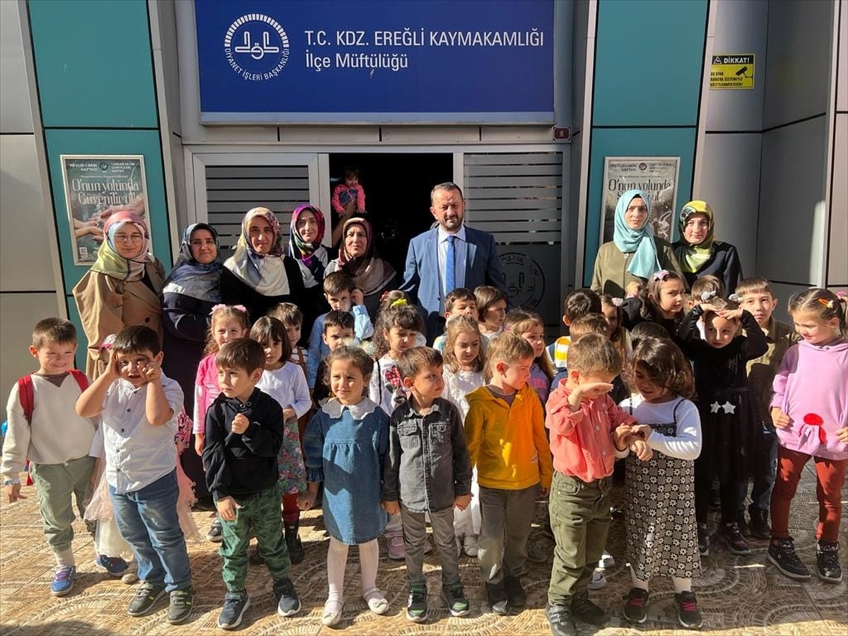 Kur\'an kursu öğrencilerinden Gazze\'ye yardım kampanyası