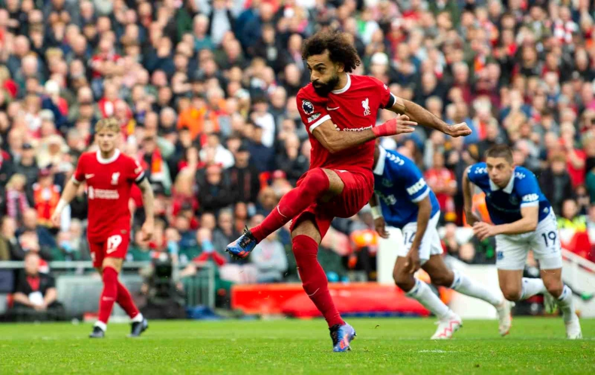 Liverpool, Mohamed Salah\'ın iki golüyle Merseyside derbisini kazandı