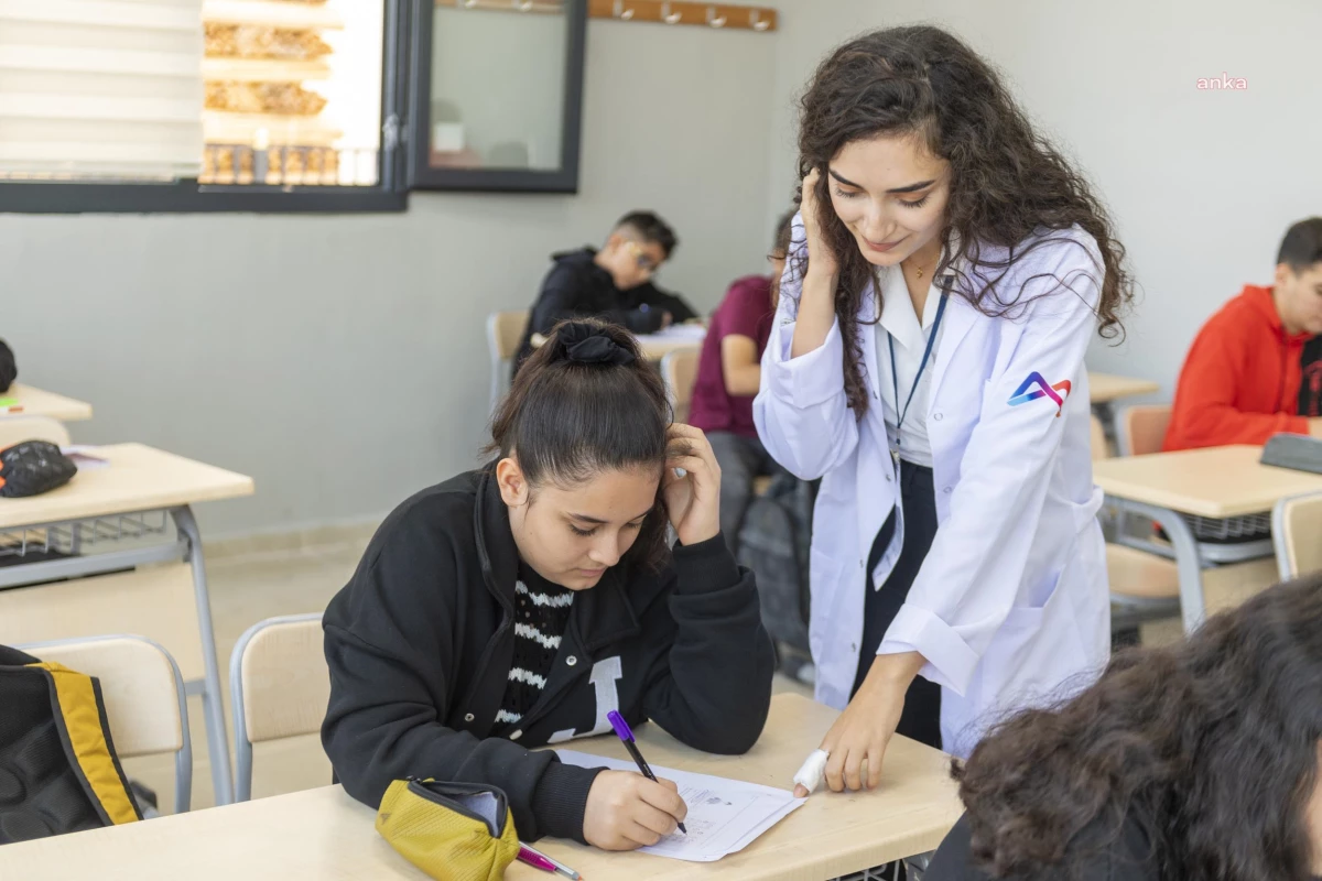 Mersin Büyükşehir Belediyesi, Tarsus\'ta Yeni Bir Eğitim Kurs Merkezi Açtı