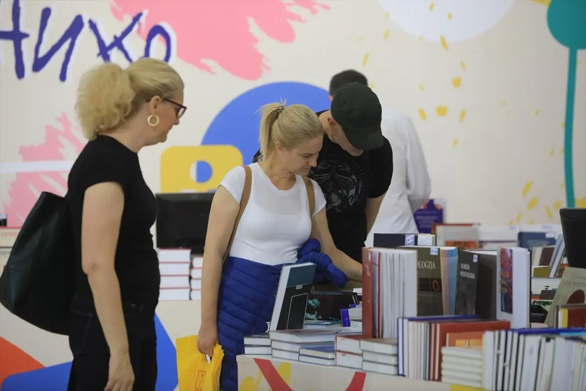 Türk Standı Belgrad Kitap Fuarı\'nda İlgi Odağı Oldu