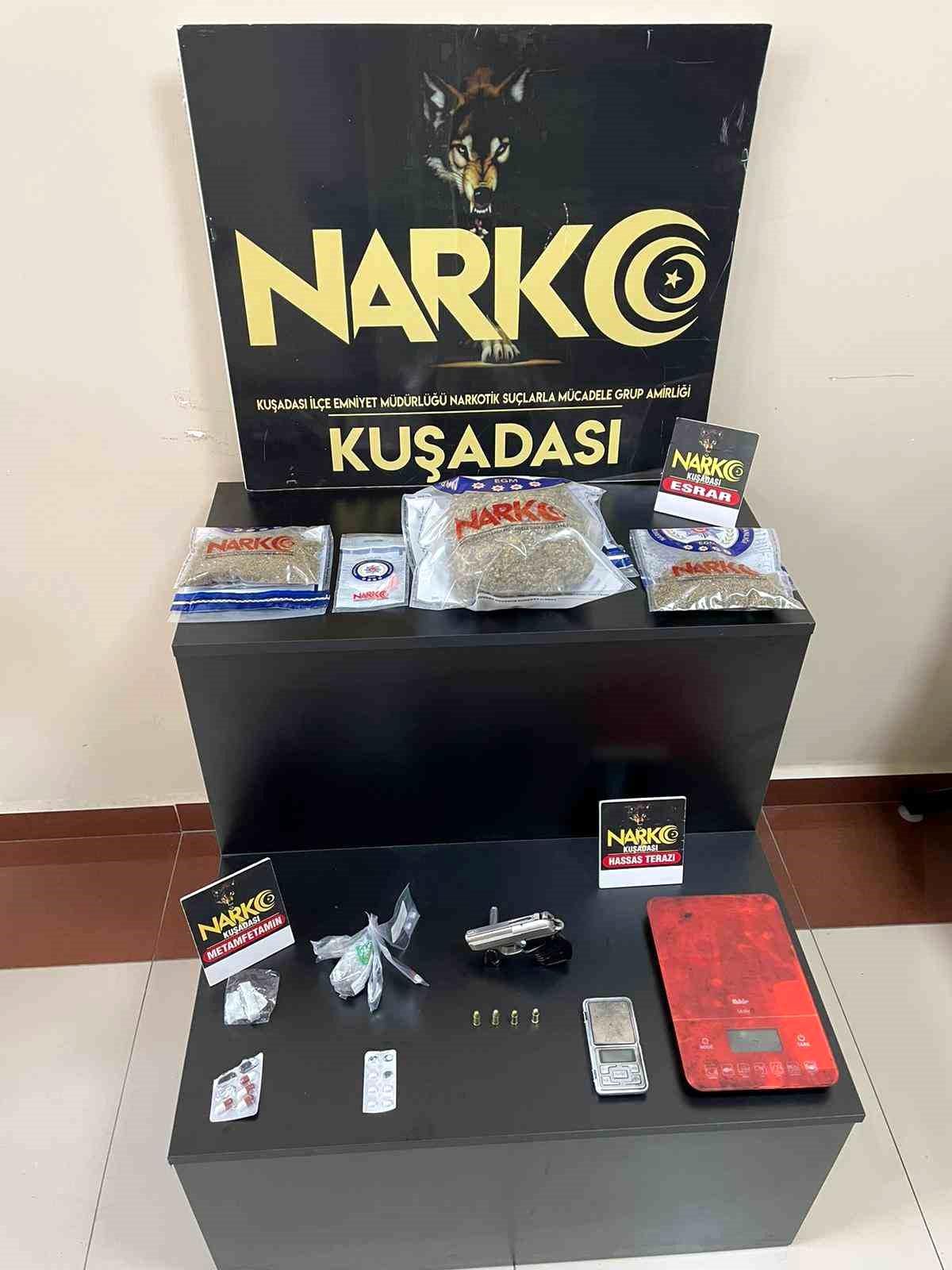 Kuşadası\'nda Uyuşturucu Operasyonu: İki Satıcı Yakalandı