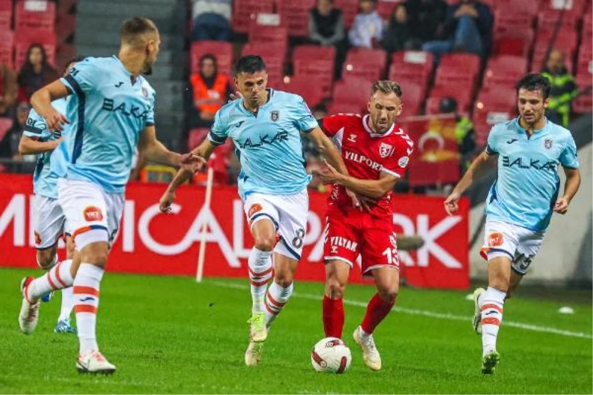 Samsunspor ile Başakşehir FK Arasında Oynanan Maç 0-0 Berabere Bitti