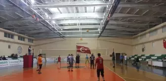 Bingöl'de 100. Yıl Cumhuriyet Kupası Voleybol Turnuvası Düzenlendi