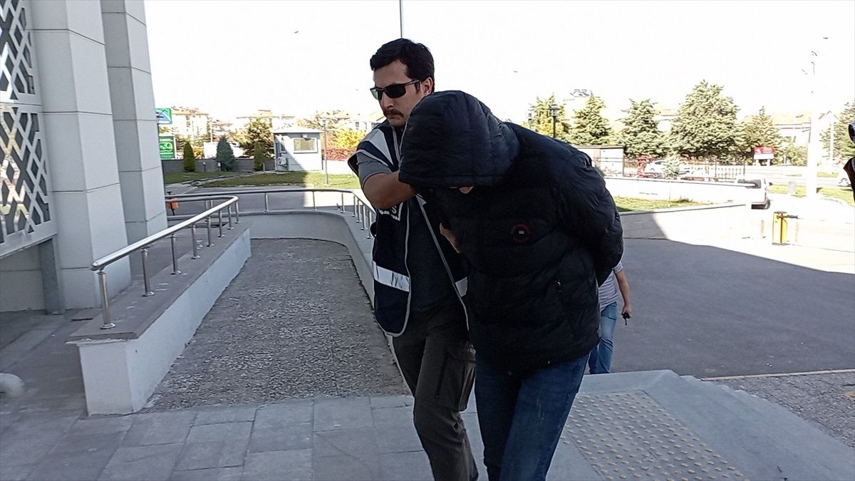 Karaman\'da Uyuşturucu Operasyonu: 3 Şüpheliden 2\'si Tutuklandı