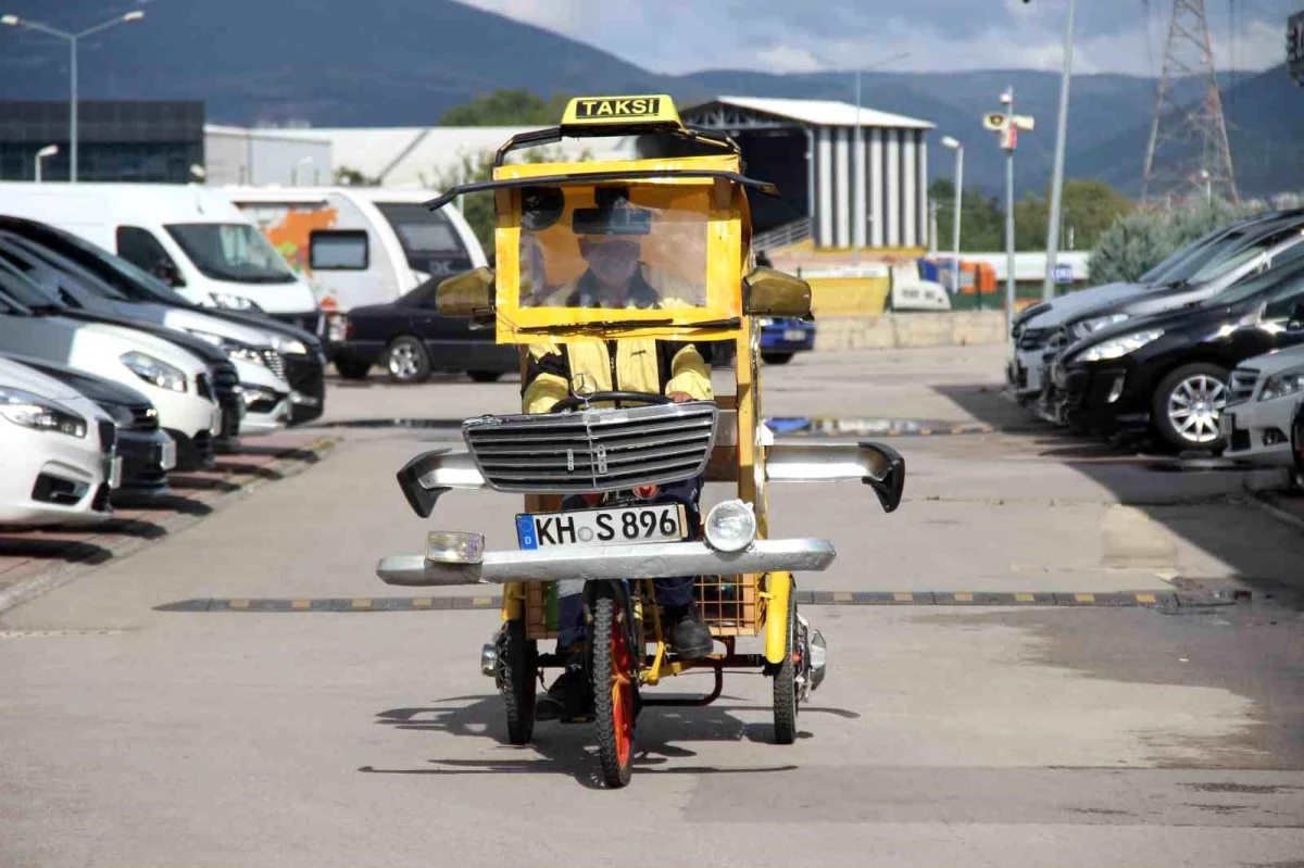 Engelli Bireyin Kendi Yaptığı Sarı Mercedes Bisikleti