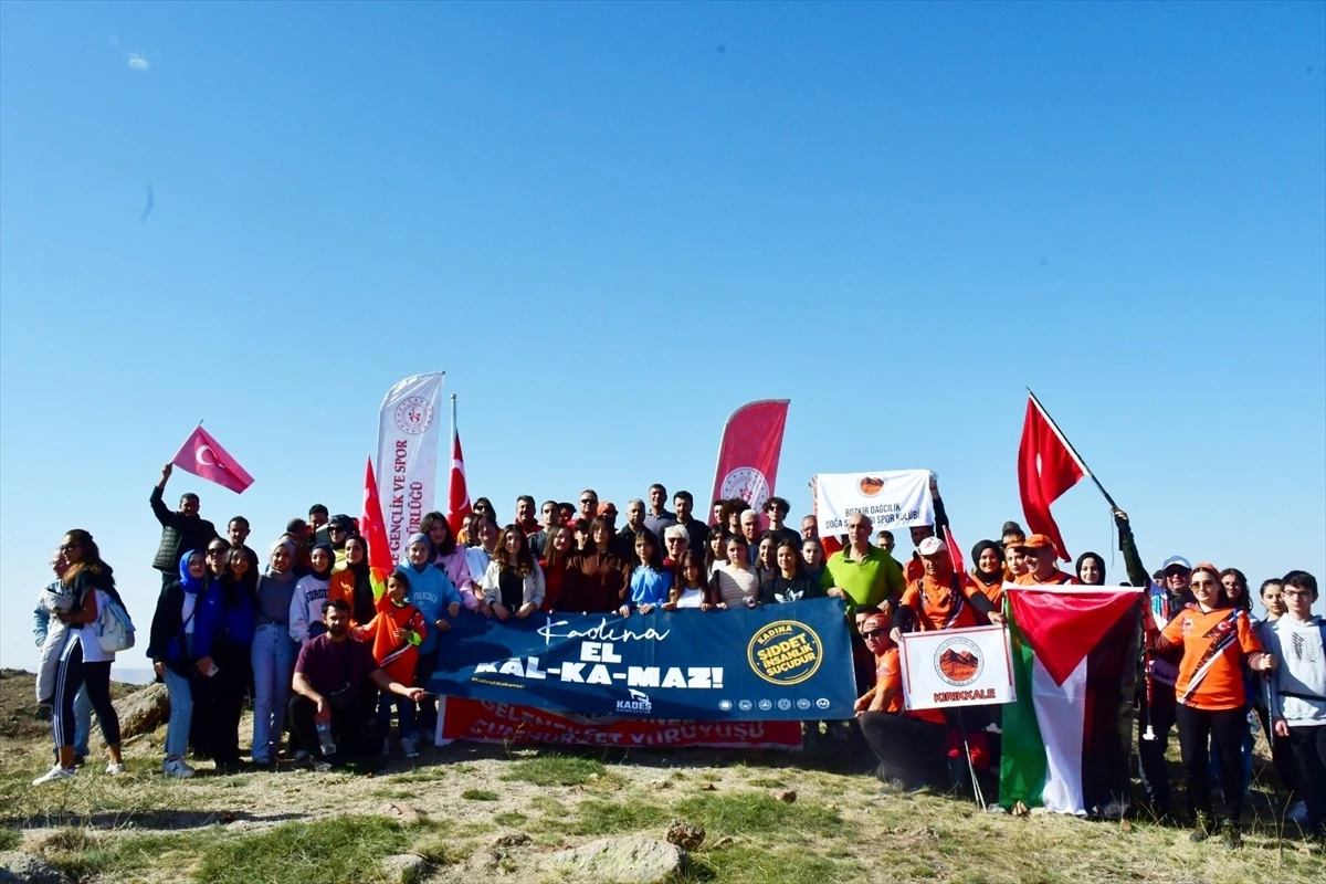 Kırıkkale\'de Dinek Dağı\'na zirve tırmanışı gerçekleştirildi