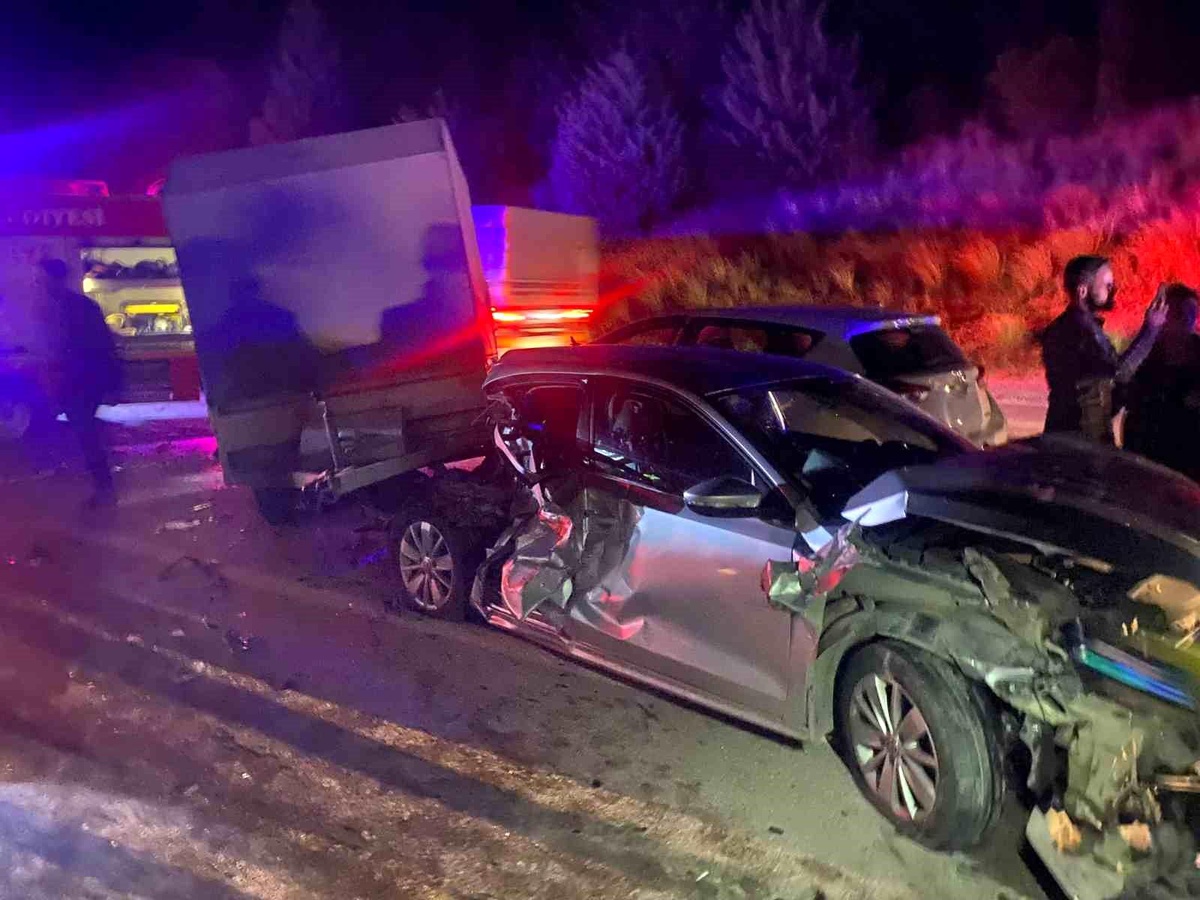 Osmaniye\'de Zincirleme Trafik Kazası: 10 Yaralı
