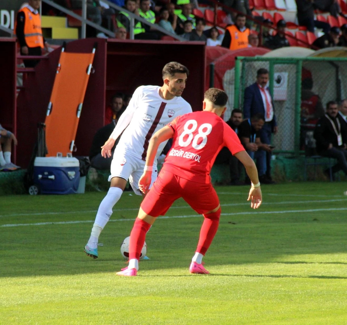 TFF 3. Lig 4. Grup 7. Hafta: 23 Elazığ FK, Nevşehir Belediyespor\'u 1-0 Mağlup Etti