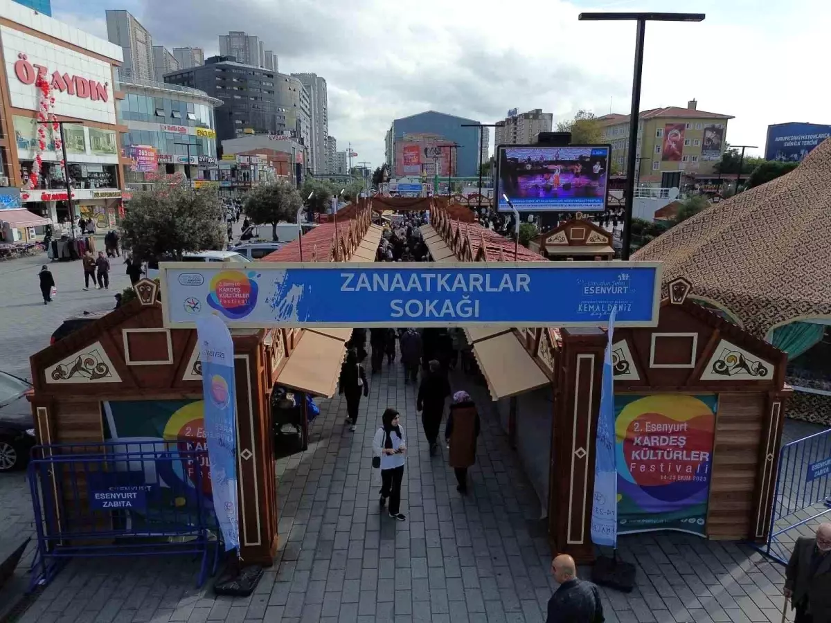 Unutulmaya Yüz Tutmuş Meslekler Esenyurt Kardeş Kültürler Festivali\'nde Canlanıyor