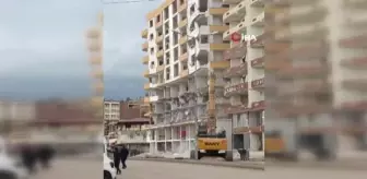 10 Katlı Binanın Yıkımı Sırasında Vatandaşların Panik Anları