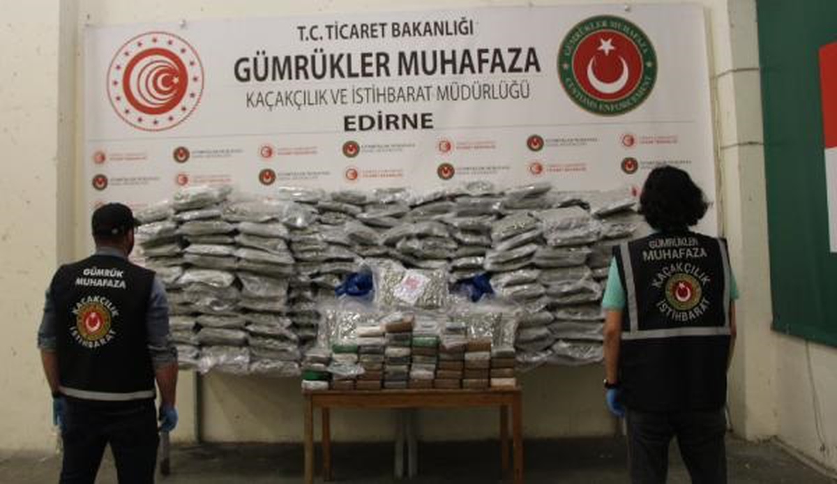 Yılın İlk 10 Ayında 18,8 Milyar Liralık Kaçak Eşya ve Uyuşturucuya El Konuldu
