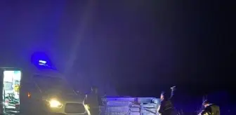 Balıkesir'de Kamyonet Traktöre Çarptı: 1 Ölü, 2 Yaralı