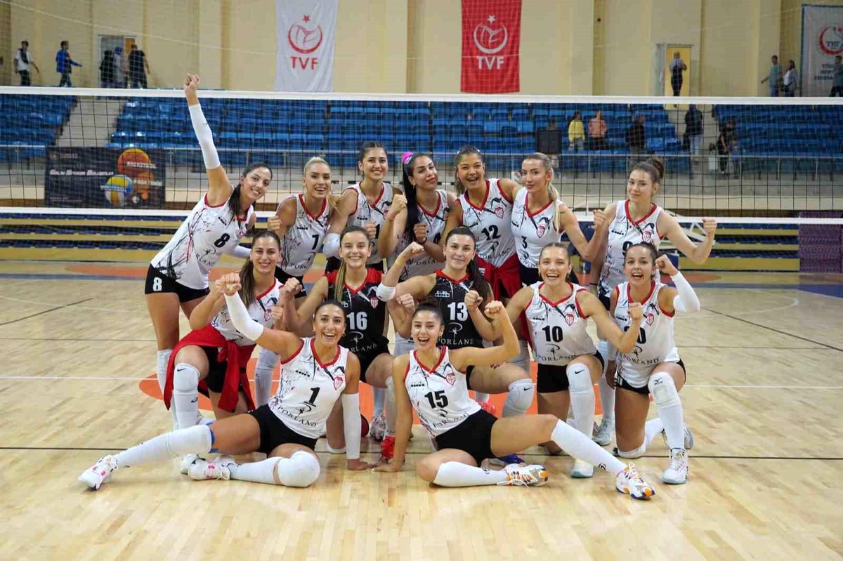 Bilecik Belediye Spor, Kadınlar 2. Ligi\'ne galibiyetle başladı