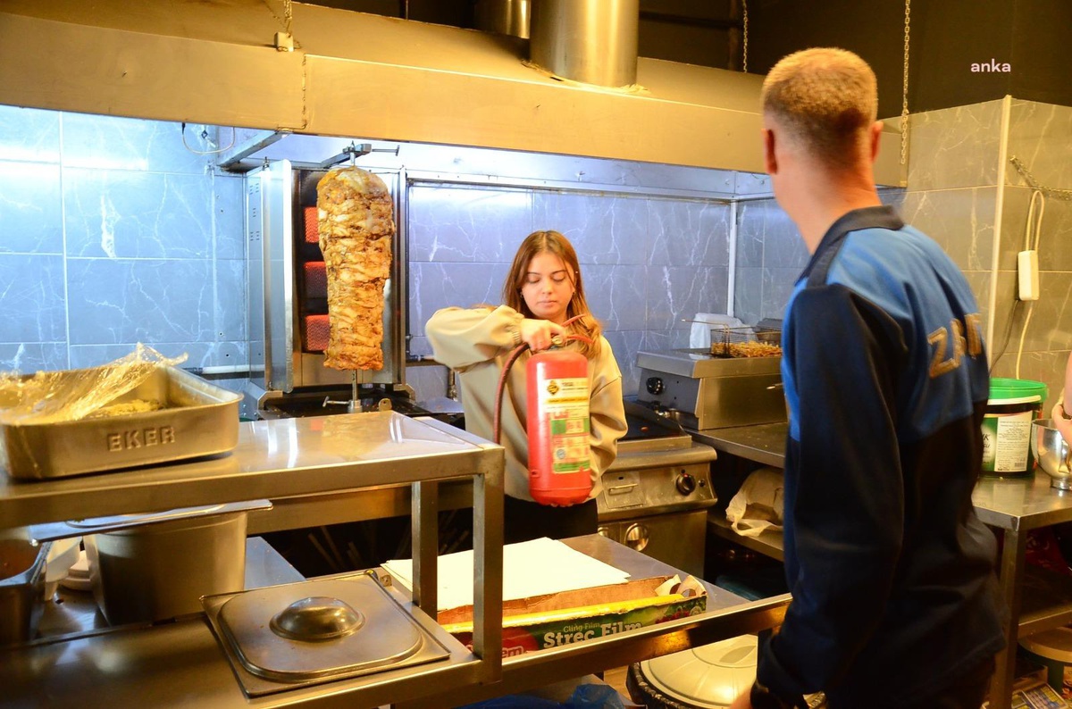 Bozüyük Belediyesi Fast Food İşletmelerini Denetledi