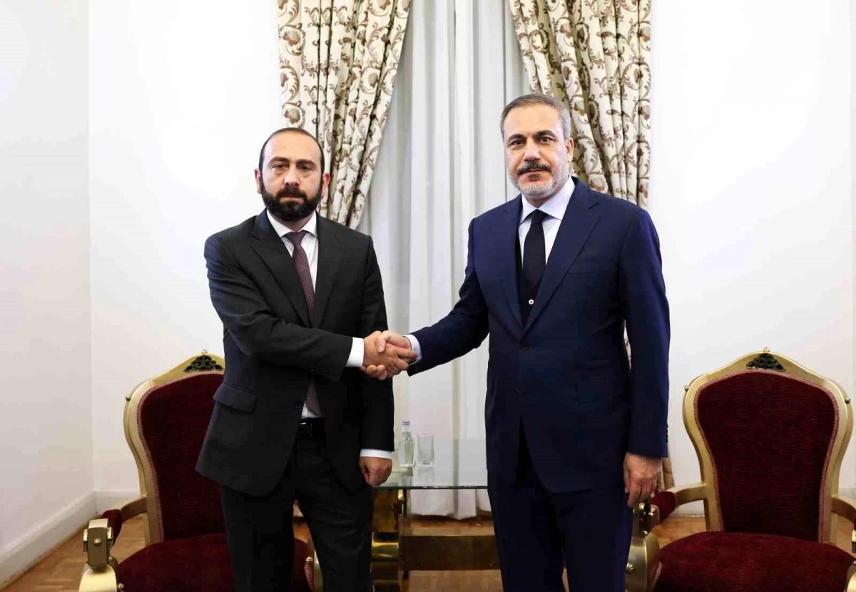 Dışişleri Bakanı Fidan, Tahran\'da Güney Kafkasya toplantısına katıldı