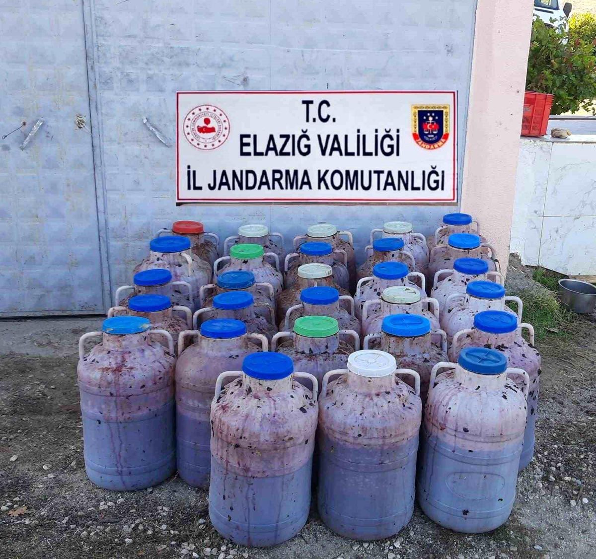 Elazığ\'da 2 Ton Kaçak Şarap Ele Geçirildi
