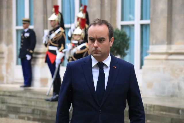 Fransa, Ermenistan ile hava savunma sistemi satışı konusunda anlaşmaya vardı Fransa, Ermenistan ile hava savunma sistemi satışı konusunda anlaşmaya vardı
