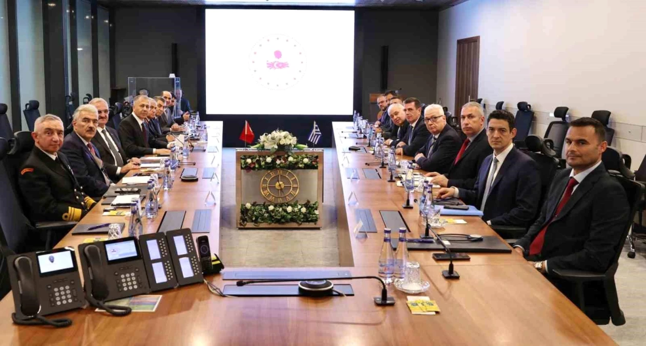 İçişleri Bakanı Ali Yerlikaya ve Yunanistan Göç ve İltica Bakanı Dim Kairidis Ankara\'da bir araya geldi