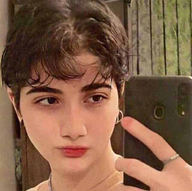 İran'da başörtüsü takmadığı için darp edilen genç kızın beyin ölümü gerçekleşti İran'da başörtüsü takmadığı için darp edilen genç kızın beyin ölümü gerçekleşti