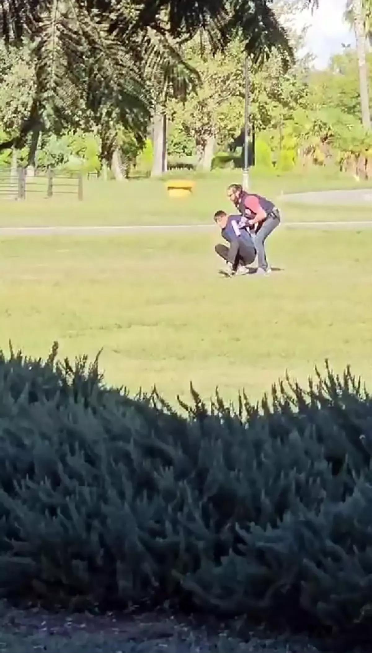 Adana'da Kavşaklarda Taciz Edenlere İdari Para Cezası