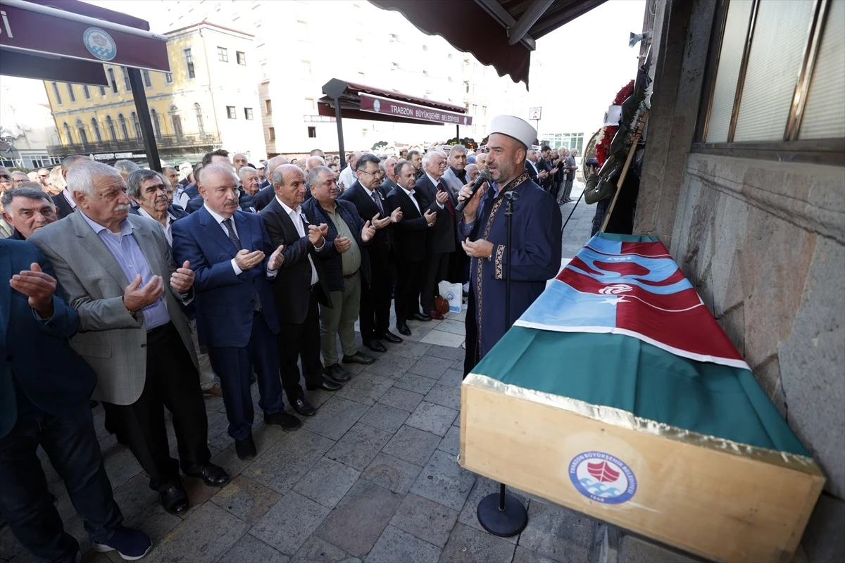 Trabzonspor\'un eski asbaşkanı Nevzat Ergüney son yolculuğuna uğurlandı