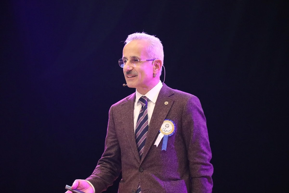 Bakan Uraloğlu, Erzincan Binali Yıldırım Üniversitesi Akademik Yıl Açılış Töreni\'nde konuştu Açıklaması