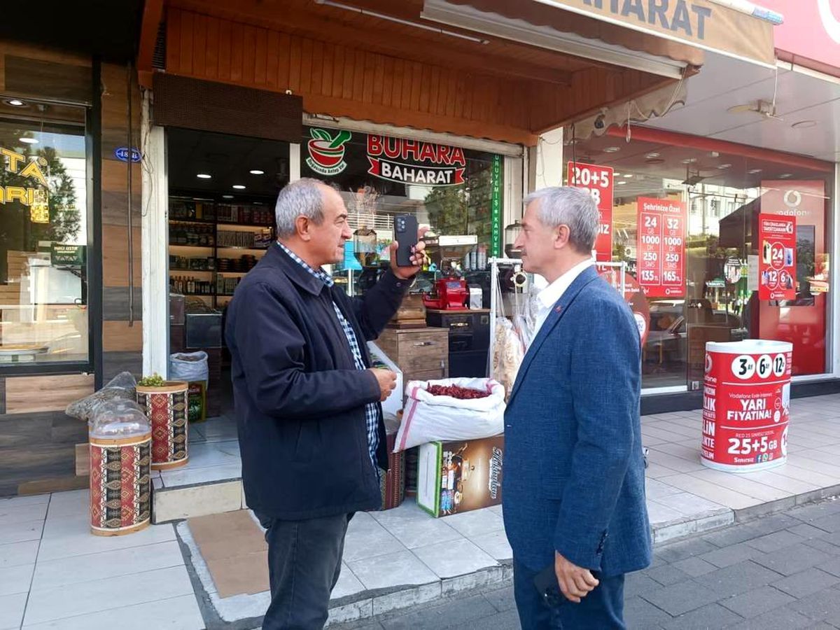 Şahinbey Belediye Başkanı Mehmet Tahmazoğlu, Esnafın Taleplerini Dinliyor