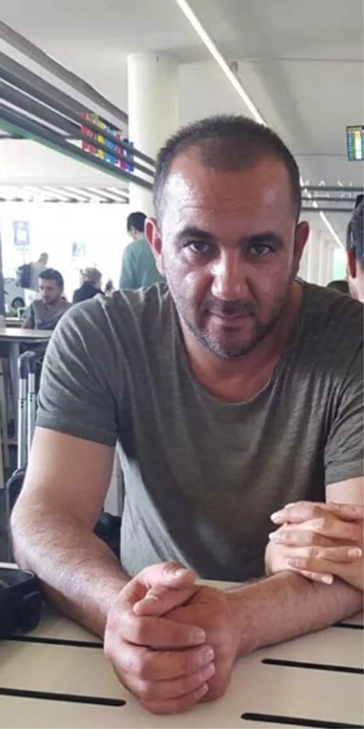 İzmir\'de Elektrikli Şofben Kazası: Polis Memuru Hayatını Kaybetti