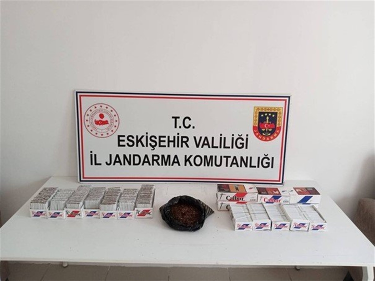 Eskişehir\'de Jandarma Ekipleri Tarafından Yapılan Uygulamada Kaçakçılıkla Mücadele Edildi